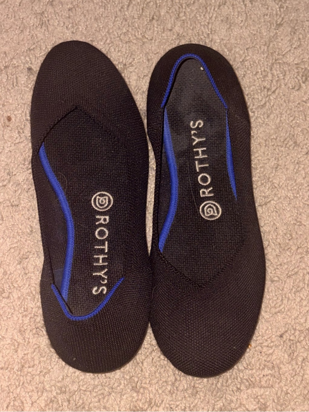 Black Rothy’s flats